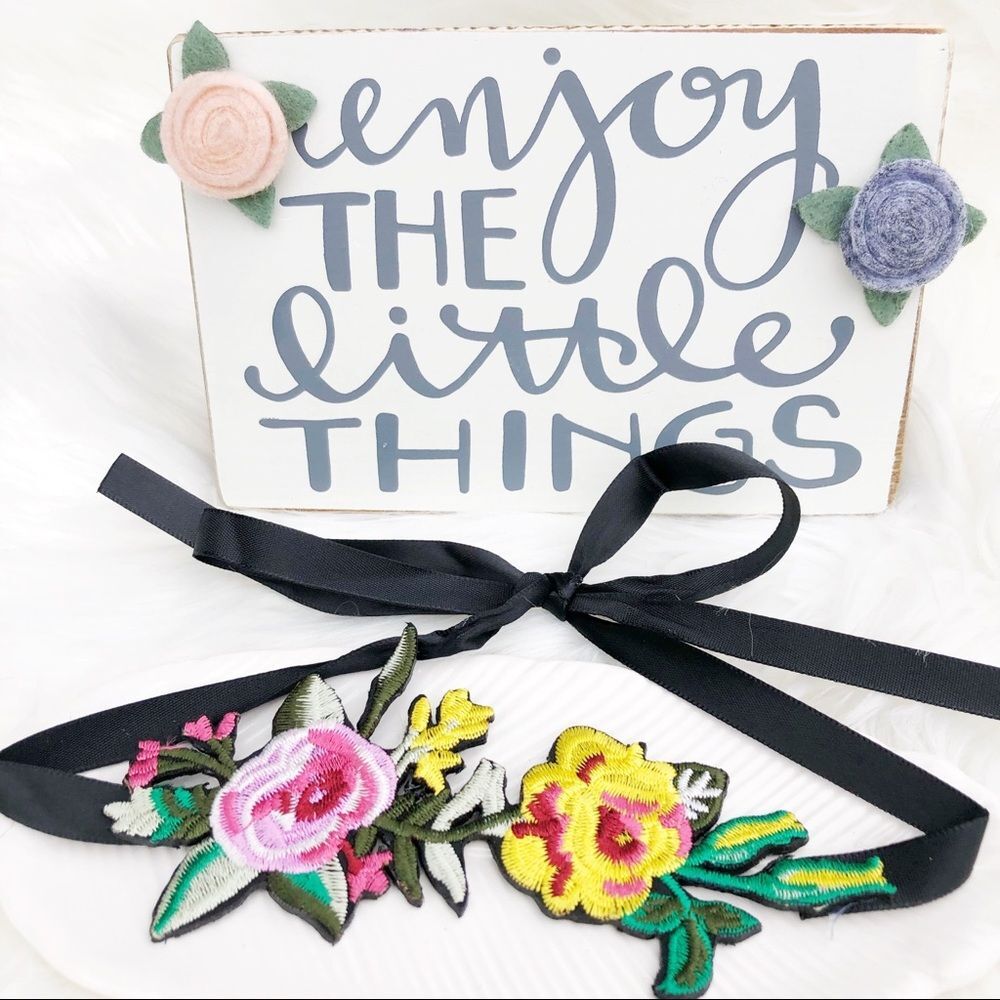 🌷5 for $25 Bundle Sale Fabric Embroidered Choker